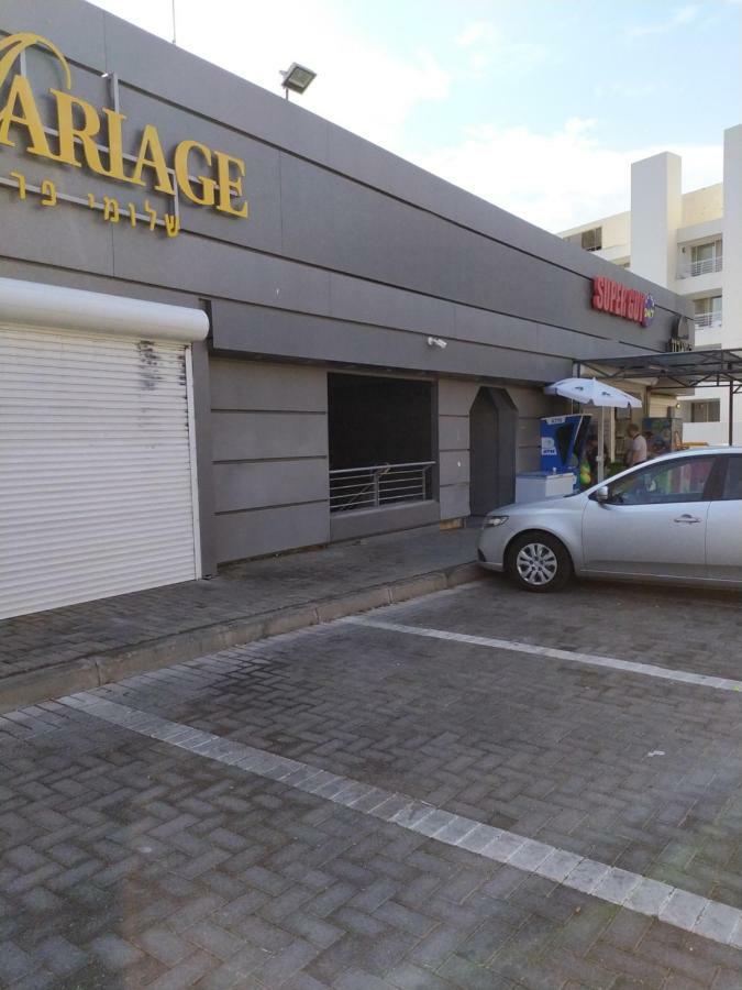 Hostel In Eilat Bagian luar foto