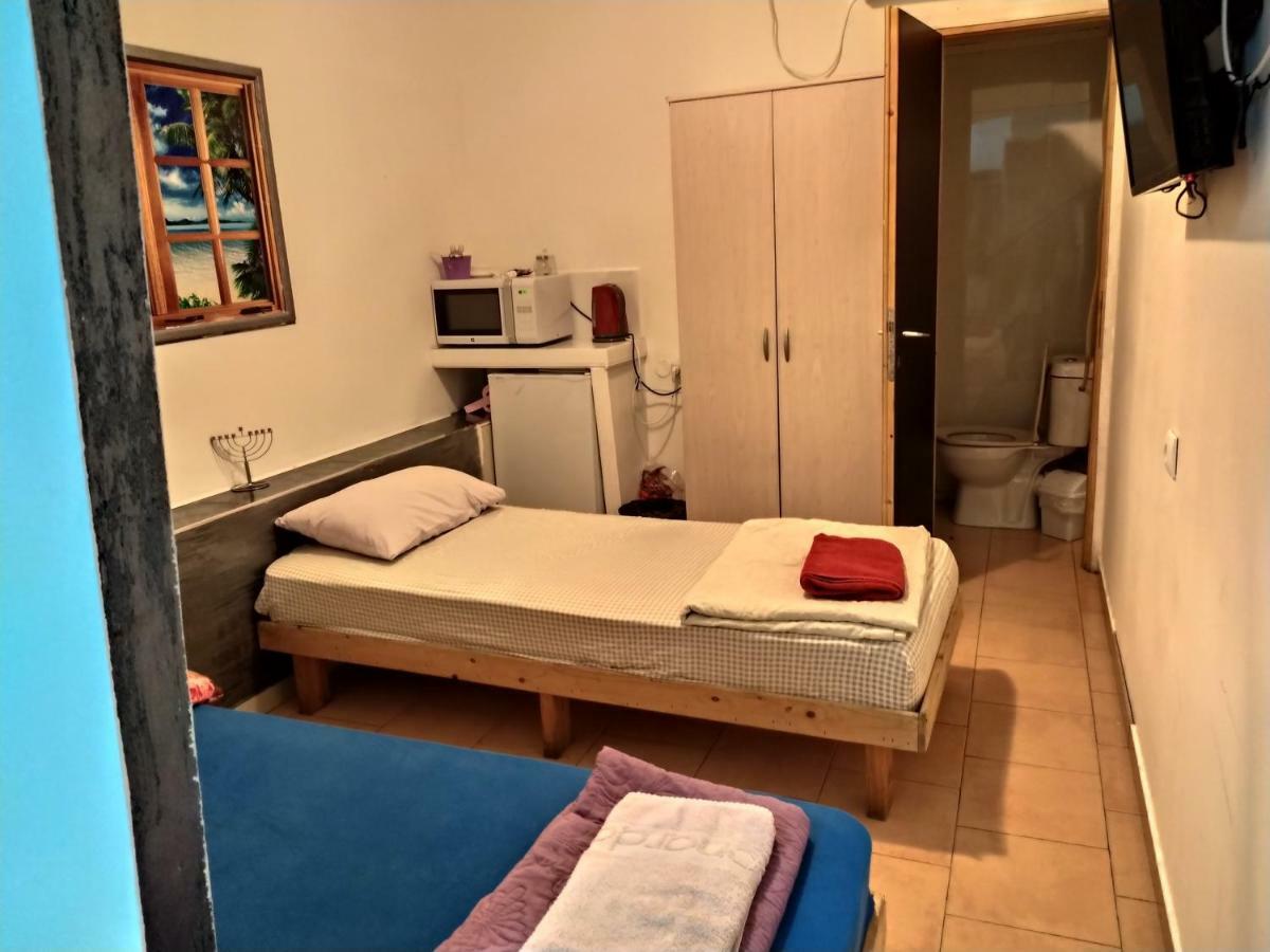 Hostel In Eilat Bagian luar foto